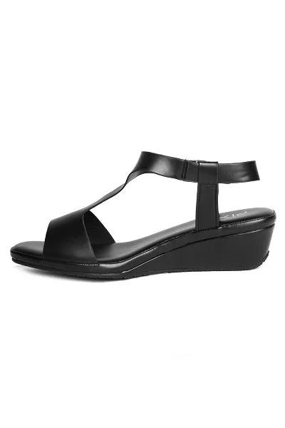 01-3586  Wedge Sandal