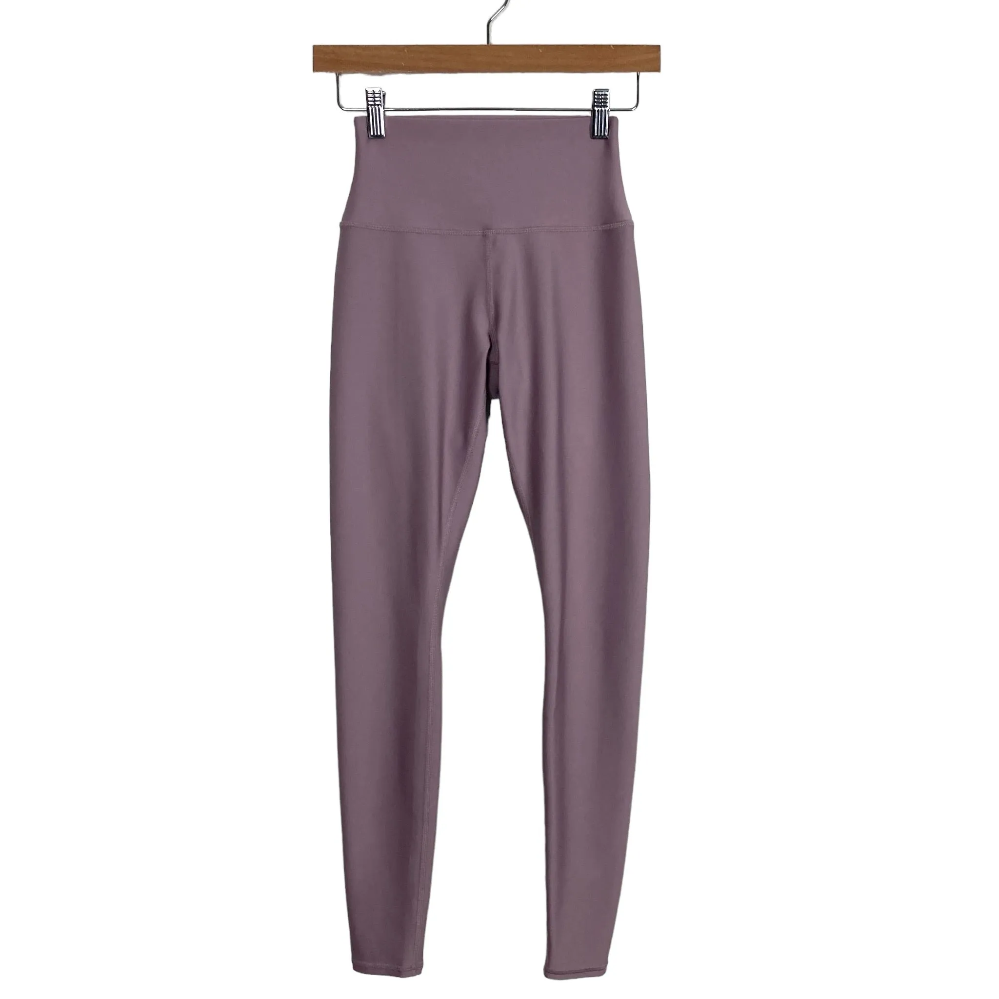 Alo Light Purple High Rise Airlift Leggings- Size S (Inseam 27”)