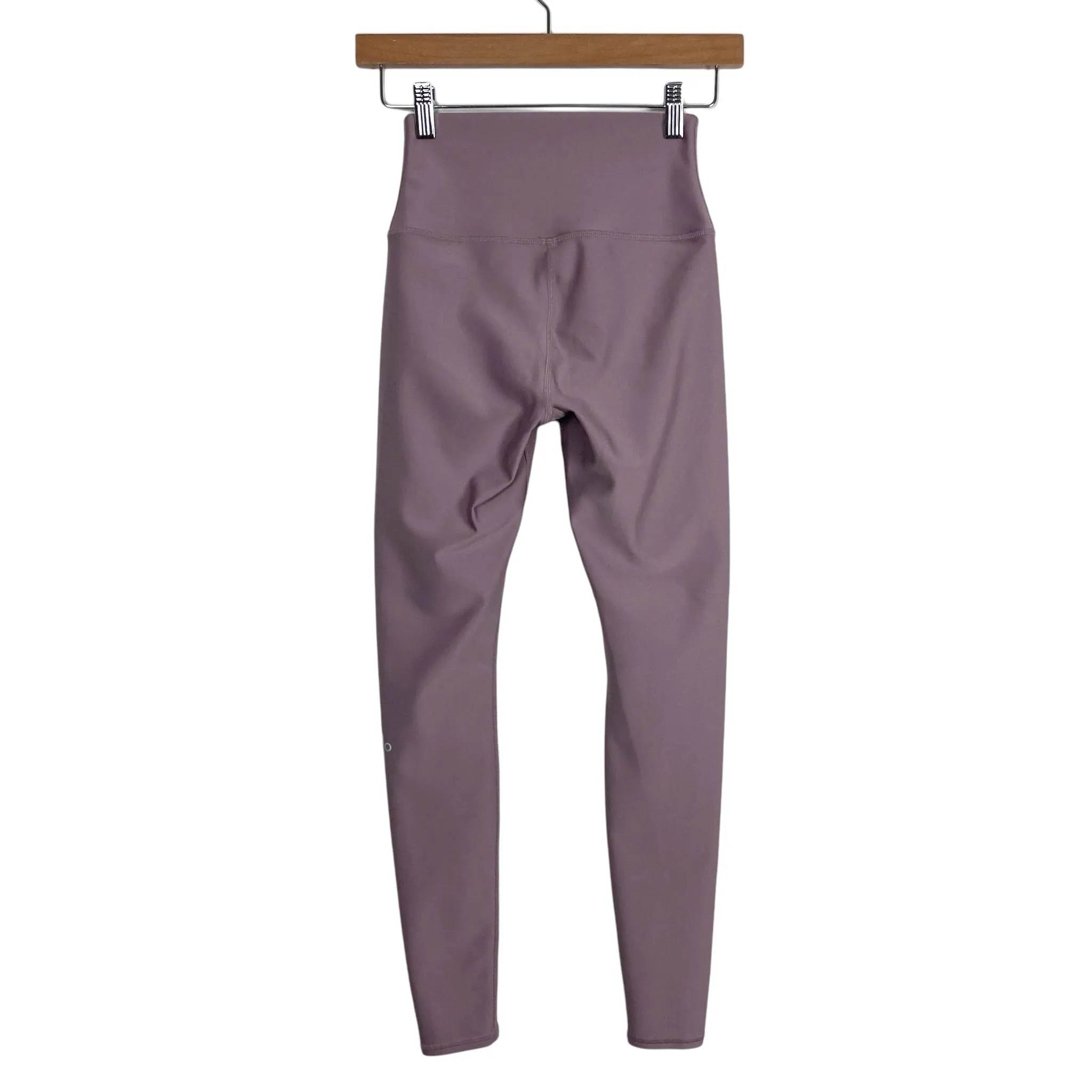 Alo Light Purple High Rise Airlift Leggings- Size S (Inseam 27”)