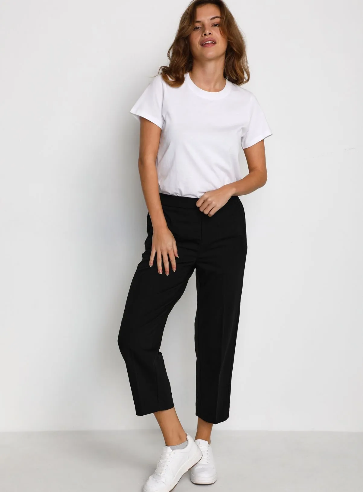 Buy KAFFE Sakura Cropped Trousers 10 | Trousers | Tu