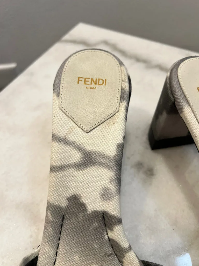 Fendi cloth Heels size 40