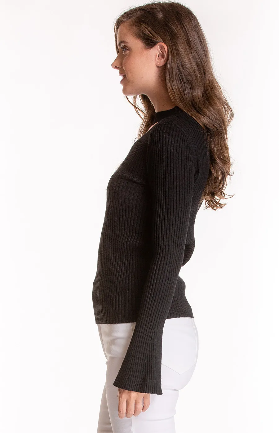 V-Neckline Sweater with Choker Details (SKN306)