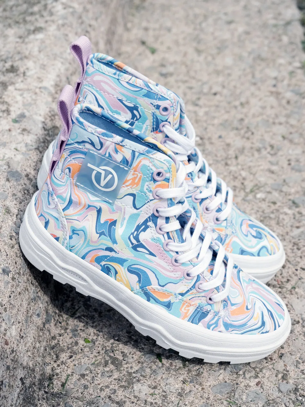 VANS WOMENS VANS SENTRY WC SNEAKER - CLEARANCE